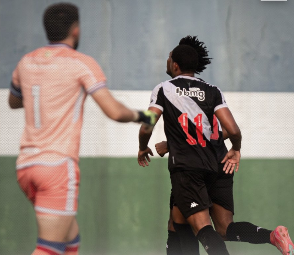 Vasco vence Fortaleza e chega a quatro jogos invicto no Brasileiro Sub-20