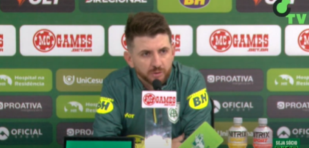Willian Batista, técnico do América