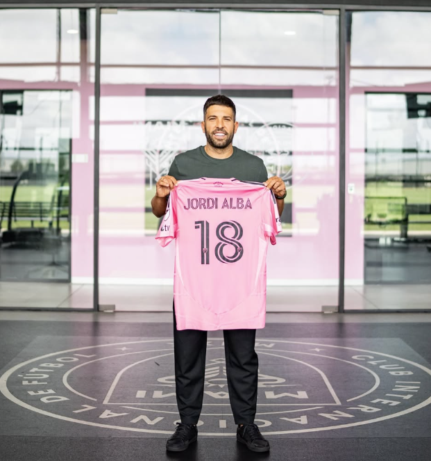 Ex-Barcelona renova com Inter Miami até 2027