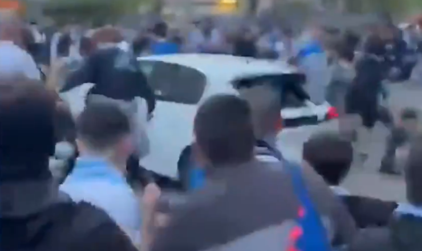 Mulher é detida por atropelamento em massa antes de jogo do Barcelona