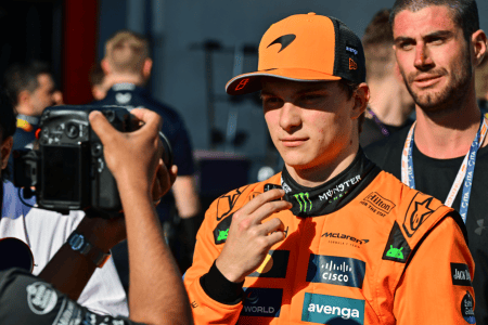 Piastri elogia trabalho da McLaren após pole em Ímola
