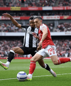 Arsenal vence Newcastle pela Premier League
