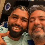 ‘Pra eternidade’: Alexandre Mattos se despede de jogadores e funcionários do Cruzeiro