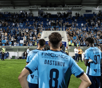 Jogadores do Vizelo após jogo da Segunda Divisão do Campeonato Português