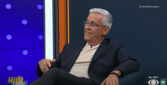 Mauro Naves, comentarista do programa Galvão e Amigos, da TV Bandeirantes
