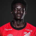 Athletico-PR contrata primeiro africano da história do clube para o Sub-20