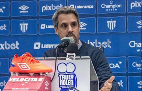 Eduardo Freeland, executivo de futebol do Avaí