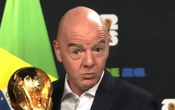 Presidente da Fifa parabeniza Brasil por classificação à Copa de 2026 e destaca recorde
