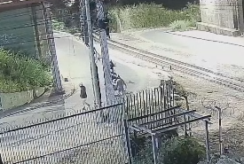 Guarda municipal estava indo visitar a filha quando foi encurralado por dois homens em uma moto preta na noite dessa terça-feira (17)