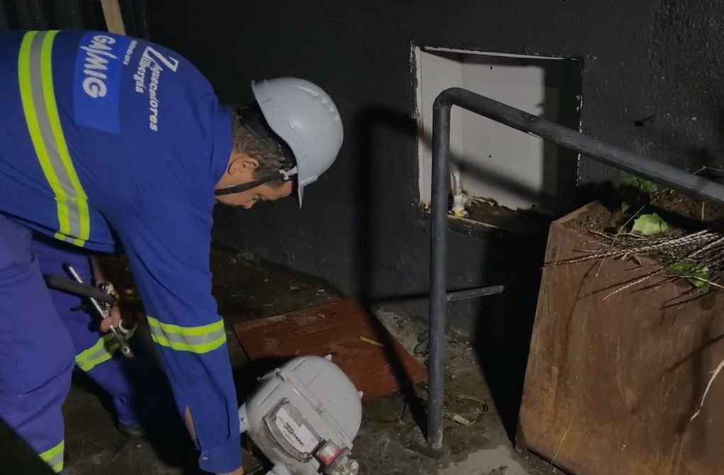 Morador de rua teria danificado registro e causado vazamento de gás em prédio da Savassi, diz PM
