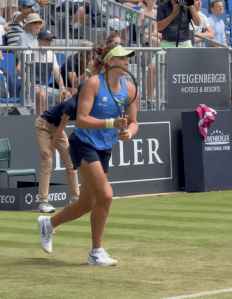 Bia Haddad durante Homburg Open, torneio preparatório para Wimbledon