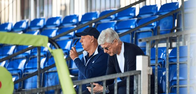 Arsène Wenger, ex-técnico e dirigente da Fifa, acompanha atividade do Bayern de Munique nos Estados Unidos