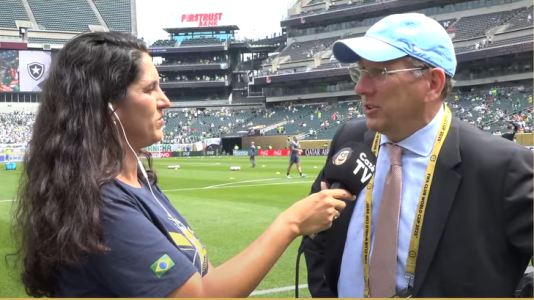 John Textor no Lincoln Financial Field, palco da partida entre Palmeiras e Botafogo neste sábado (28)