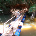 Passarela temporária é instalada na região da Ponte do Atalho, em Três Corações