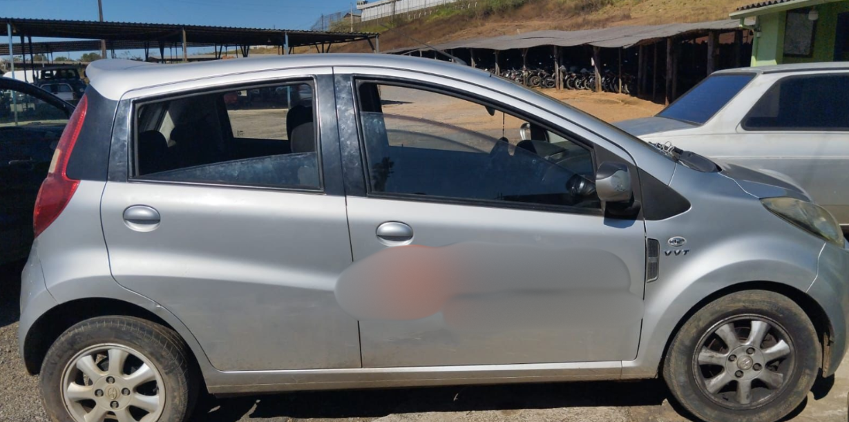 Motorista de aplicativo sequestrado é resgatado em Pouso Alegre; dois presos e um suspeito foragido