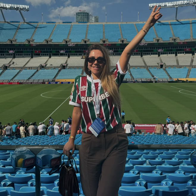 Filha de Renato, Carol Portaluppi manda recado após classificação do Fluminense no Mundial