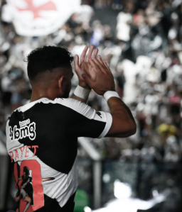Payet se despediu oficialmente do Vasco pelas redes sociais