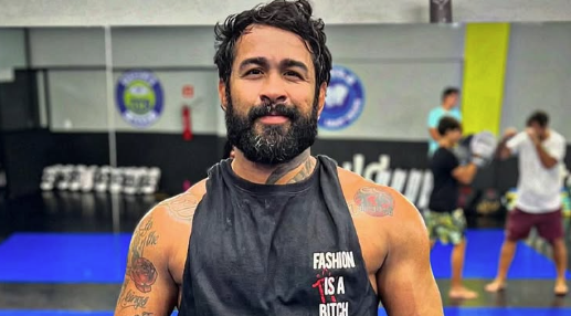 Esposa de Godofredo Pepey rompe o silêncio após prisão do lutador: 'Sou sobrevivente'