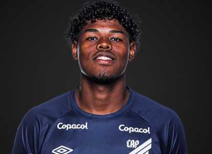 Pedro Lopes completa 17 anos em setembro deste ano
