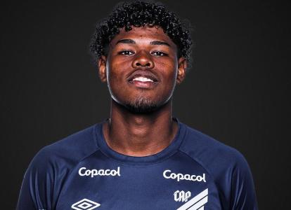 Pedro Lopes completa 17 anos em setembro deste ano