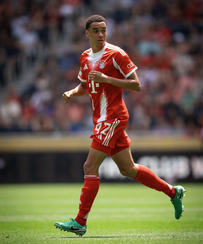 Bayern de Munique confirma fratura de Jamal Musiala; saiba detalhes