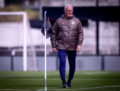Técnico Dorival Júnior, do Corinthians