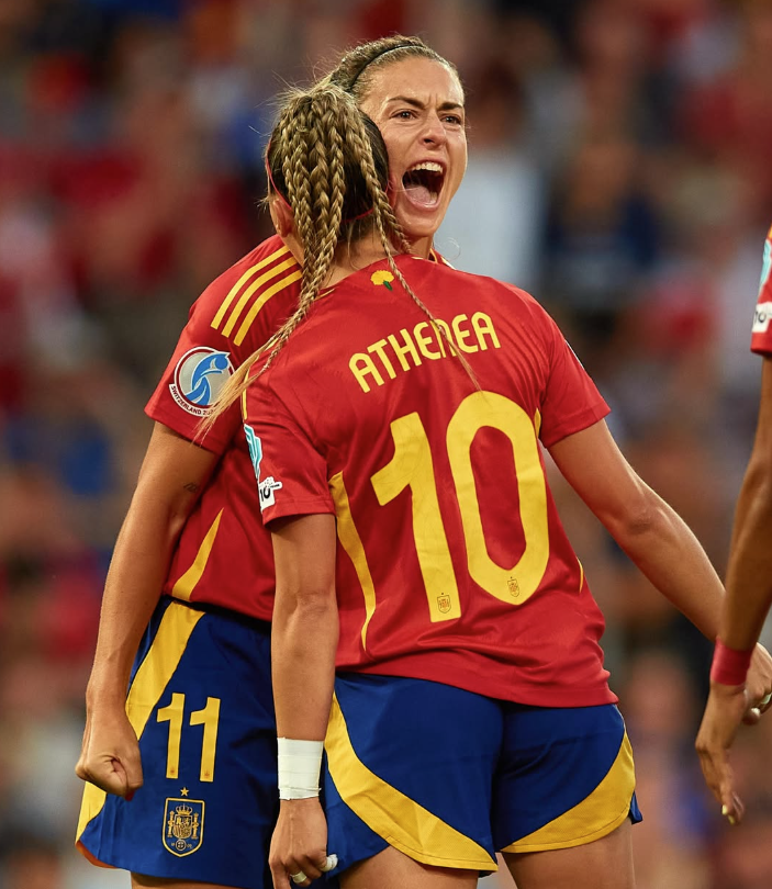 Espanha vence Itália de virada e confirma liderança do Grupo B da Eurocopa Feminina