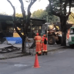 Operação de retirada de estruturas no Bom Retiro mobiliza homens e máquinas em Ipatinga