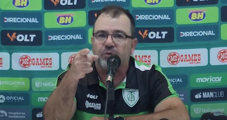 Enderson se revolta contra arbitragem após derrota do América: 'Fomos roubados'