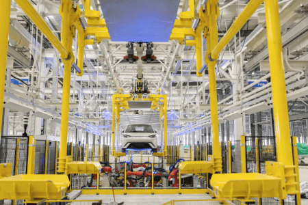 O primeiro BYD Dolphin Mini foi apresentado ao público pela BYD, em Camaçari, na Bahia