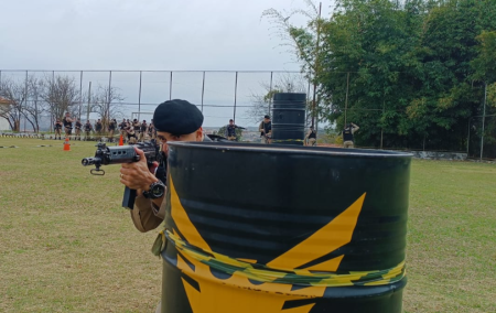 Militares passaram por preparação teórica e prática.