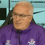 Preocupam? Dorival abre o jogo sobre Memphis e Yuri Alberto no Corinthians