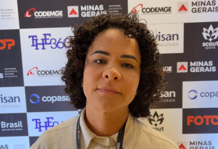 Barbara Fonseca, diretora de futebol feminino do Grêmio