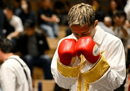 Pugilista japonês Shigetoshi Kotari morreu na sexta-feira (9) em decorrência de ferimentos sofridos no ringue durante a luta com o conterrâneo Yamato Hata, em 2 de agosto
