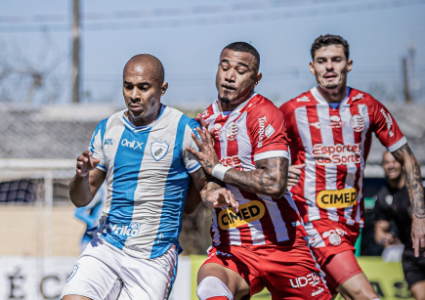 Náutico venceu o Londrina neste domingo (10)