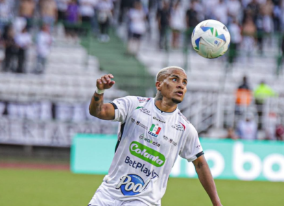 Once Caldas venceu o Huracán por 1 a 0 nesta terça-feira (12), na Colômbia