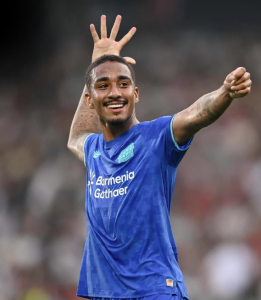 Brasileiro Arthur marcou um dos gols da goelada do Leverkusen