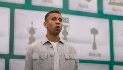 Marcos Rocha chora em despedida do Palmeiras