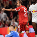 Kane faz hat-trick, e Bayern de Munique estreia com goleada na Bundesliga