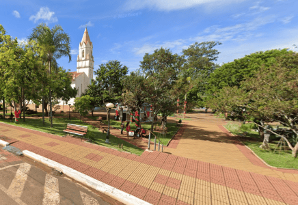 A programação é gratuita e acontece na Praça Padre José.