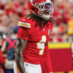 Grupo Globo contrata comentarista da ESPN de olho na NFL, diz site