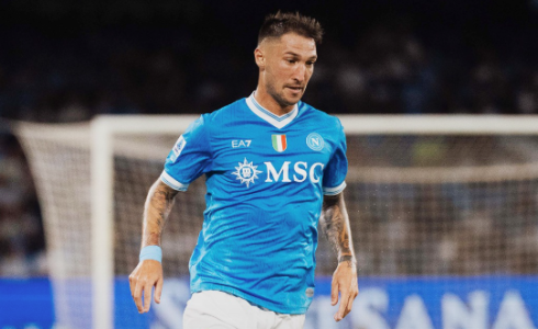 Napoli venceu o Cagliari neste sábado (30), pelo Campeonato Italiano