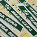 Resultado Mega-Sena 2958: prêmio de R$13,5 milhões é sorteado; veja os números