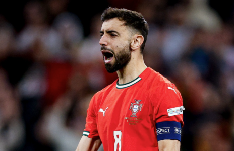 Bruno Fernandes em jogo da Seleção Portuguesa