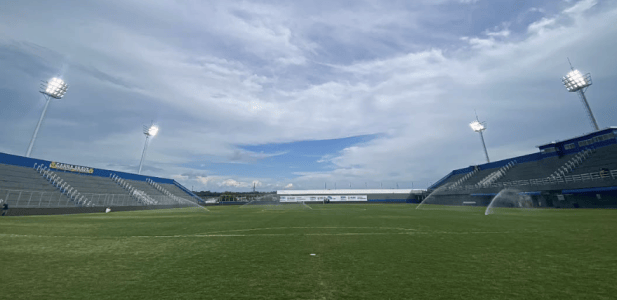 Estádio Carlos Zamith, em Manaus