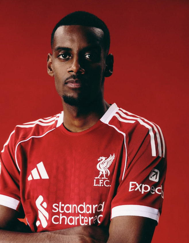 Reforço do Liverpool entra no top 5 de contratações mais caras do futebol; veja lista