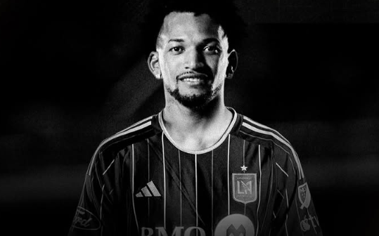 Volante campeão por Palmeiras e Grêmio é anunciado como reforço de clube da MLS