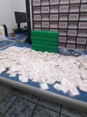 Polícia Militar apreende cocaína e maconha e prende suspeito de tráfico em Virgínia