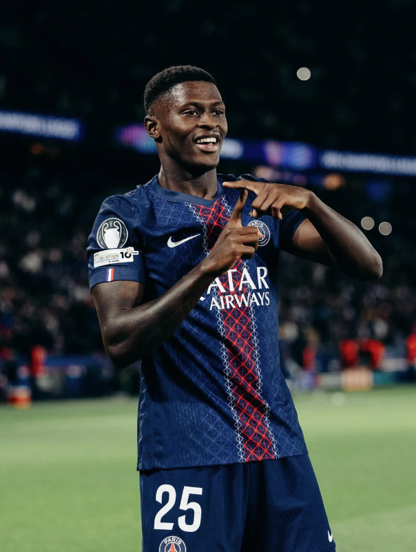 PSG goleia Atalanta na estreia da Champions League