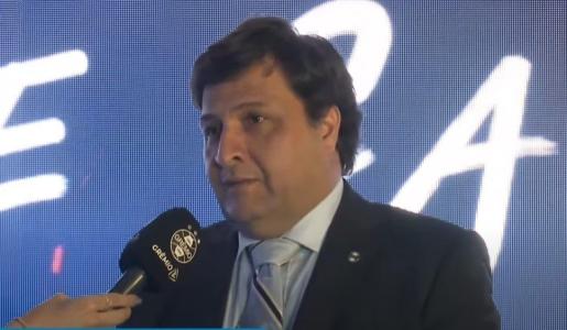 Presidente Alberto Guerra durante o jantar de aniversário do Grêmio